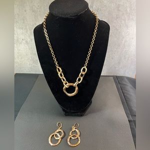 Gold tone Chunky Circles Necklace with Hammered Circles Earrings